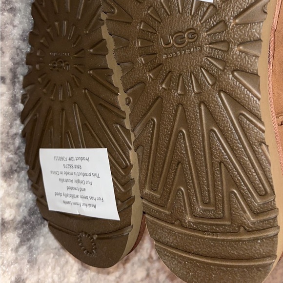 Ugg boots - Picture 4 of 4